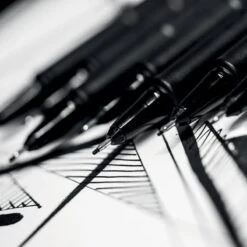 MOLOTOW BLACLINER ETUI SET 2 4PCS -Optimal Modèles Magasin feutre molotow blackliner gamme stylo precision 1