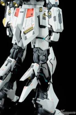 BANDAI GUN83651 GUNPLA 1/100 RX-93 NU GUNDAM VER. KA TITANIUM FINISH -Optimal Modèles Magasin s372445873595578476 p376 i5 w349